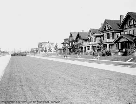 Long time resident Barbara Quinn will again conduct a two hour architectural walking tour of our neighborhood on Saturday, 19 October 2013 at 10:00 AM. Her emphasis will be on […]